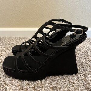 Jeffrey Campbell Black Satin Platform Sandals Size 7,5